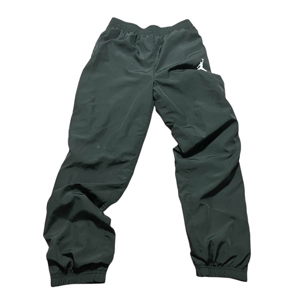 Jordan Kids Black Jogger Track pants Relaxed Fit elastic Size Large Athletic - Picture 1 of 8